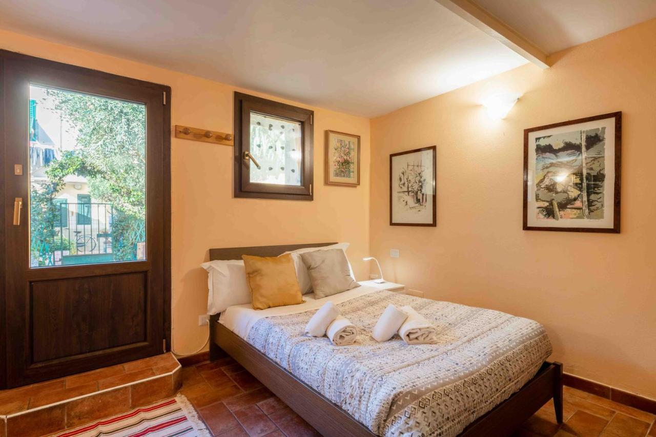 San Frediano Cozy Studio With Private Patio Florença Exterior foto